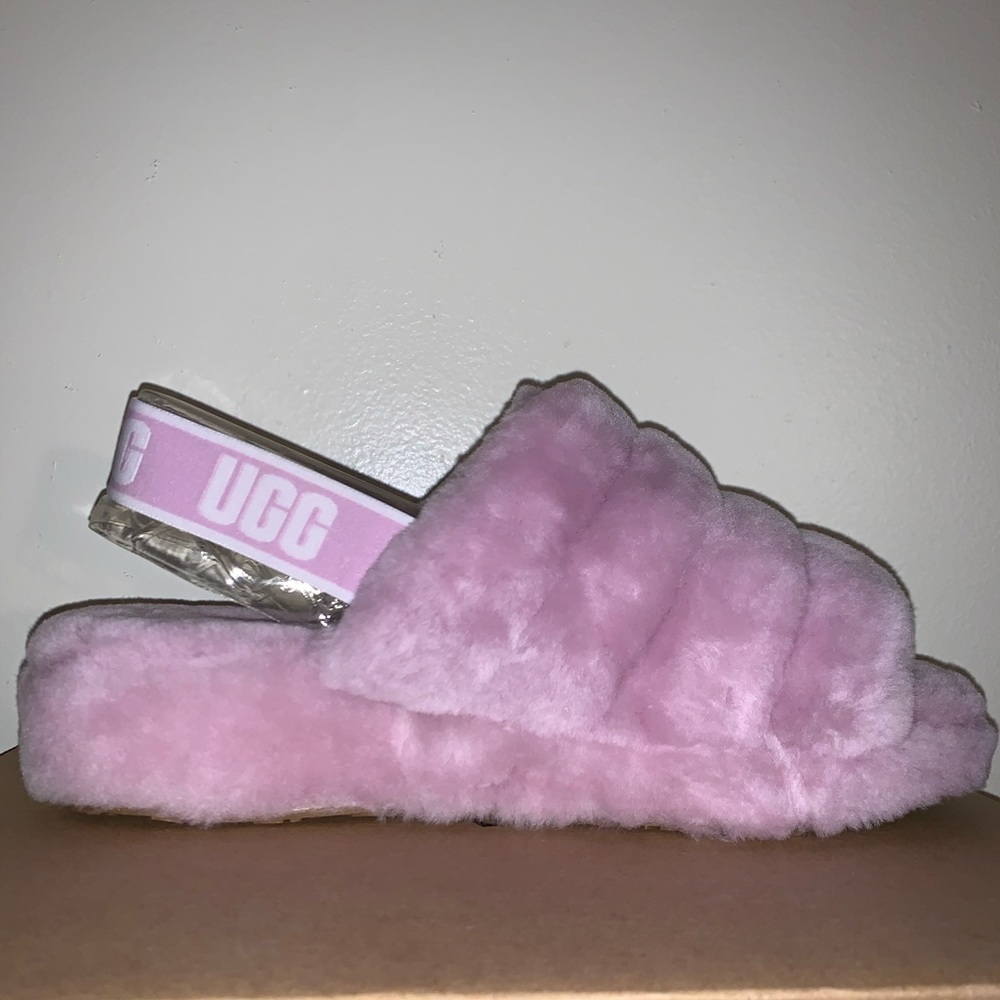 UGGS FLUFF YEAH SLIDE